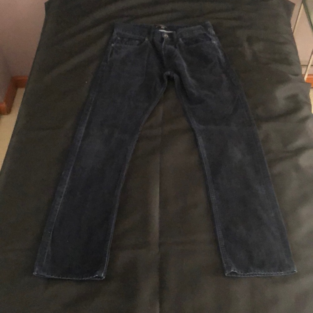 Banana Republic men’s corduroy pants. Navy blue. 30x32.